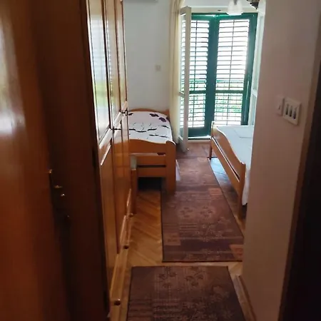 Sobe Zlata Konukevi 3*