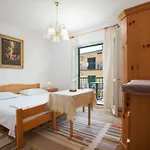 Sobe Zlata Casa de hóspedes 3*