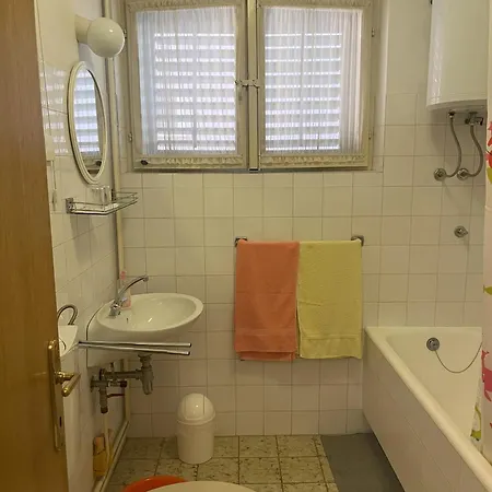 Sobe Zlata 3* Makarská